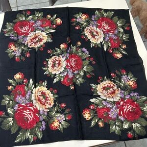 100% Wool Signed Echo Flowered Scarf